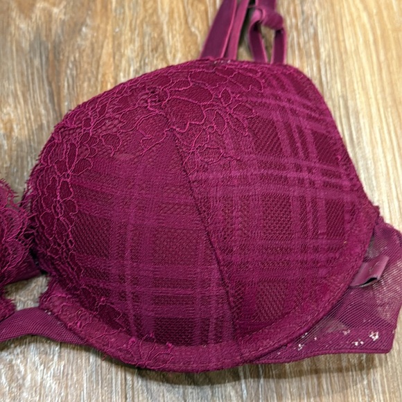 Victoria’s Secret Burgundy Sexy Plaid Lace Push Up Bra (Size: 34A) - Picture 2 of 13